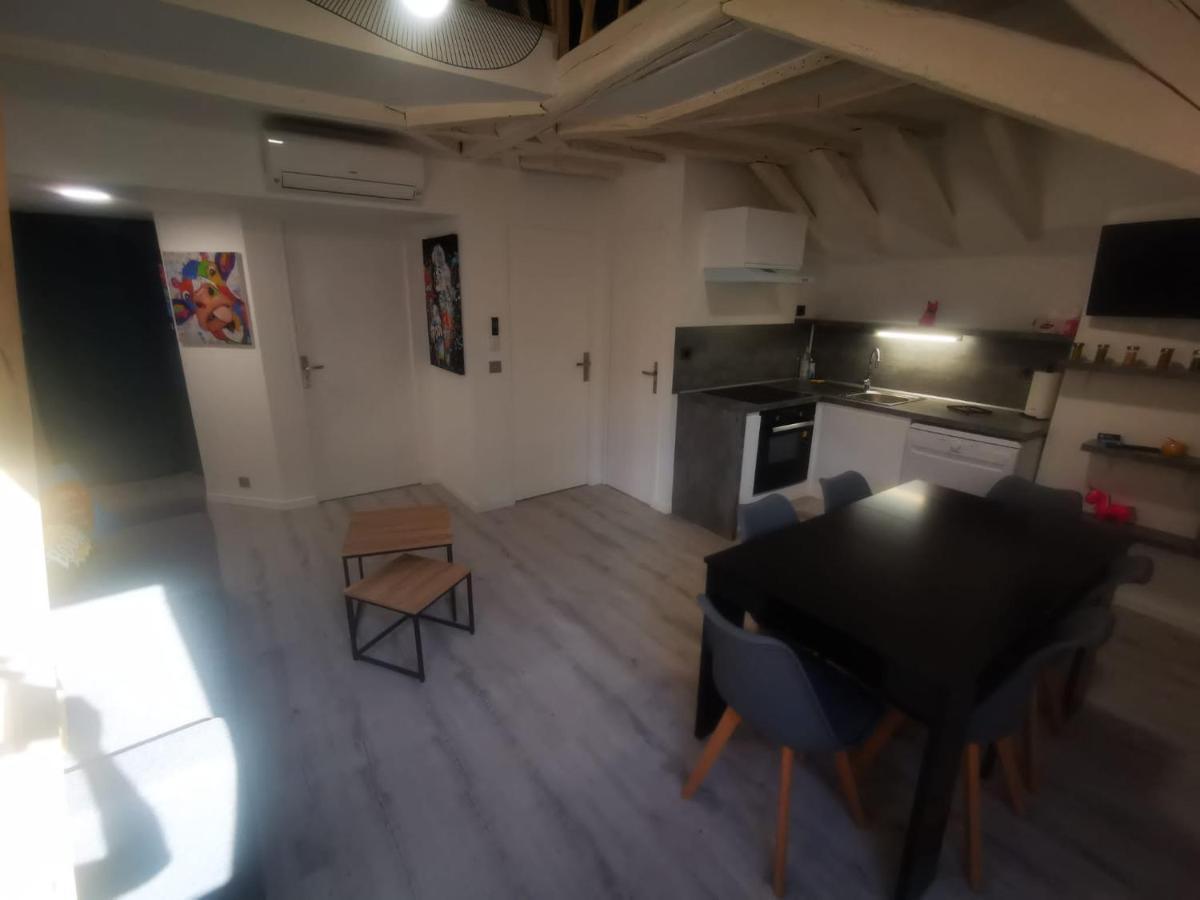 Au Numero 6 Le Fun Chateauroux Bagian luar foto